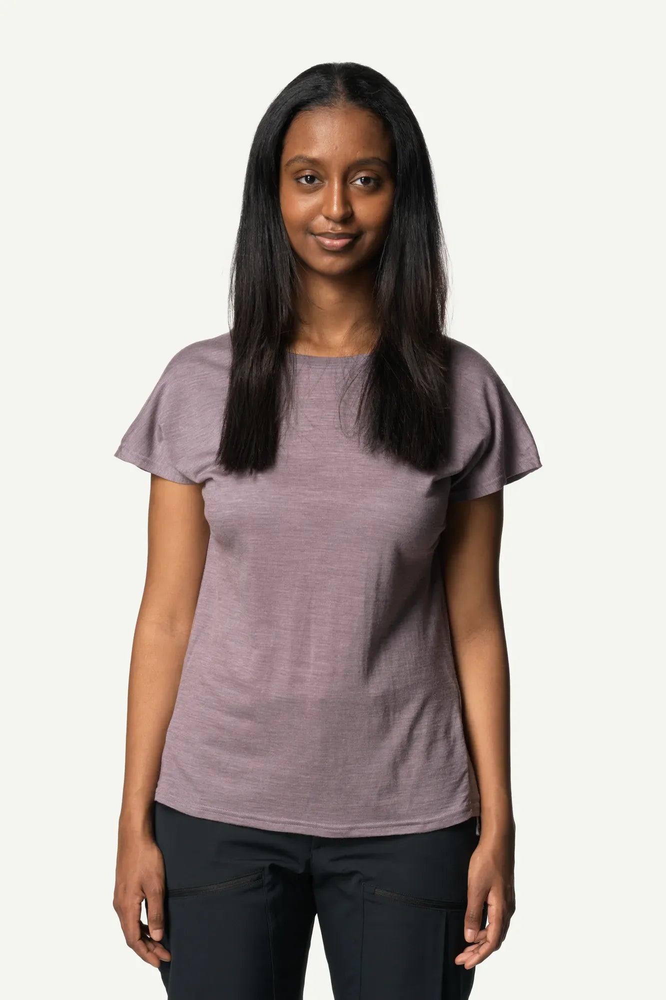 137874_G62_200_Women_Activist_Tee_foggy_purple_B100_c_low