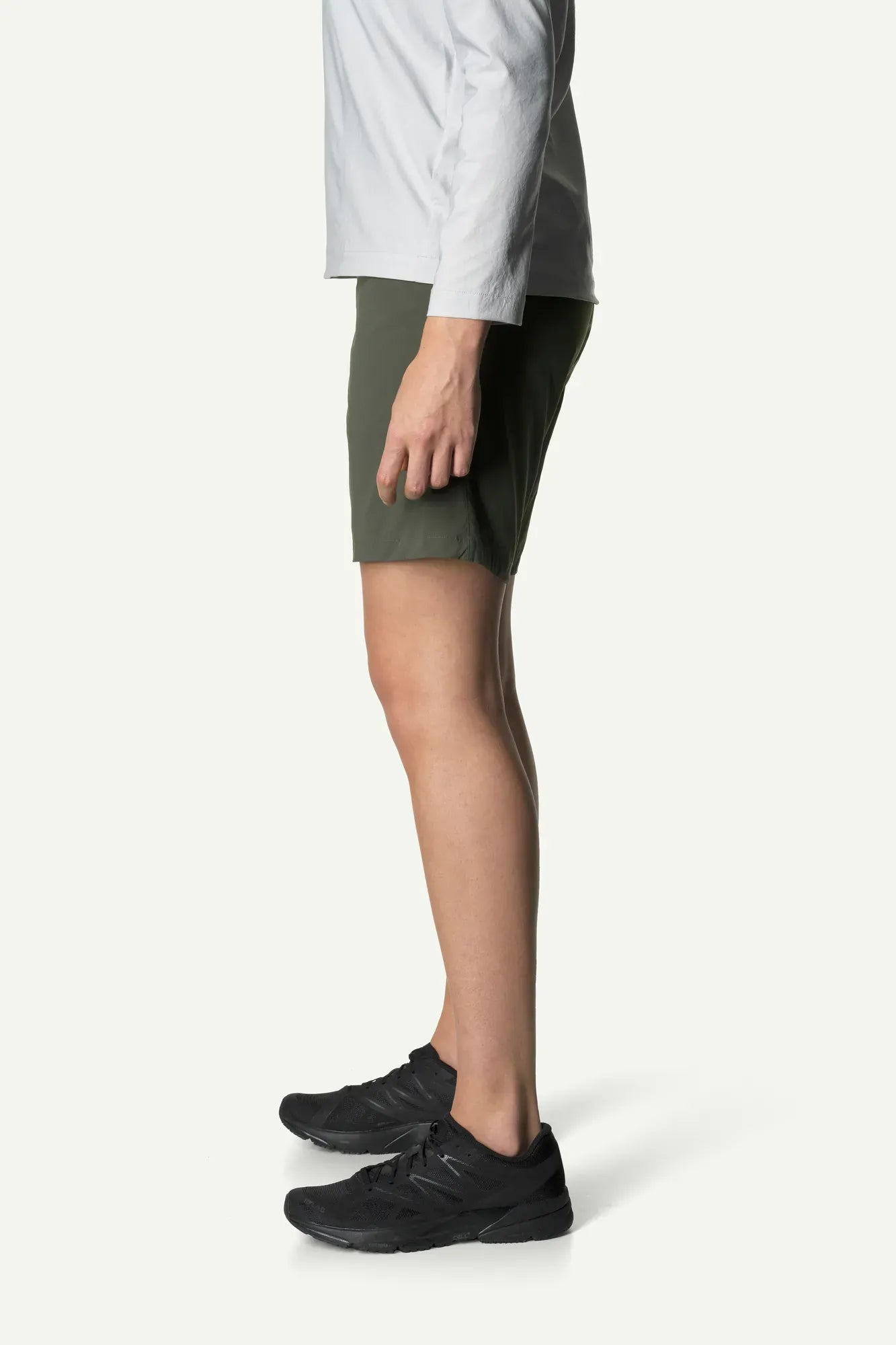 160854_174_202_Women_Wadi_Shorts_baremark_green_c_low