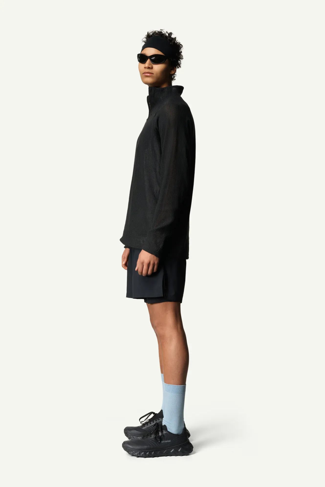 830047_900_101_Men_Pace_Flow_Half_Zip_true_black_c_low