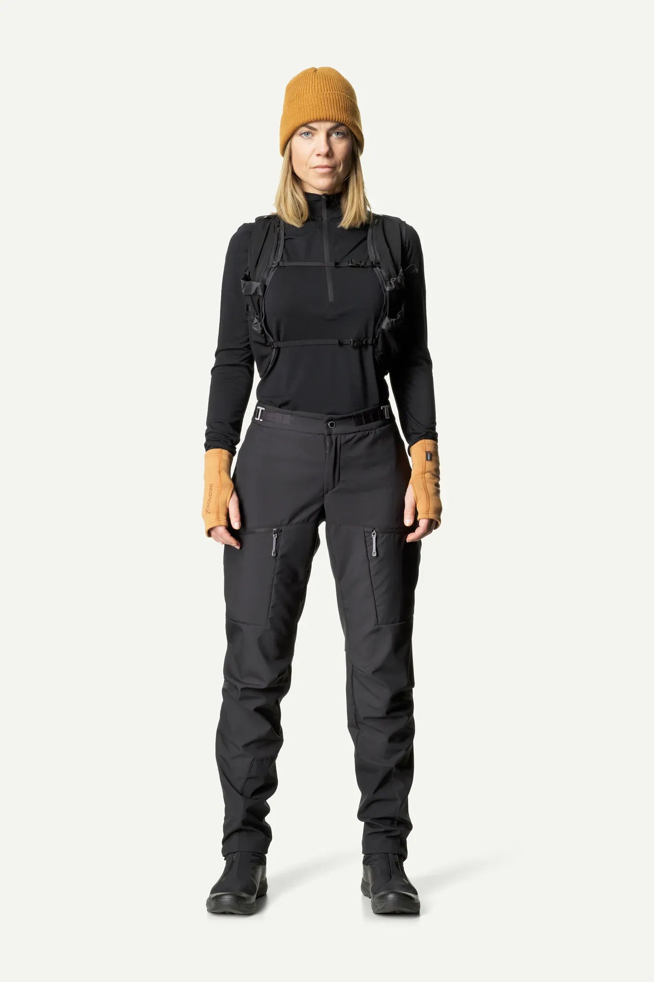 840029_900_200_Women_Desoli_Light_Half_Zip_true_black_c_low