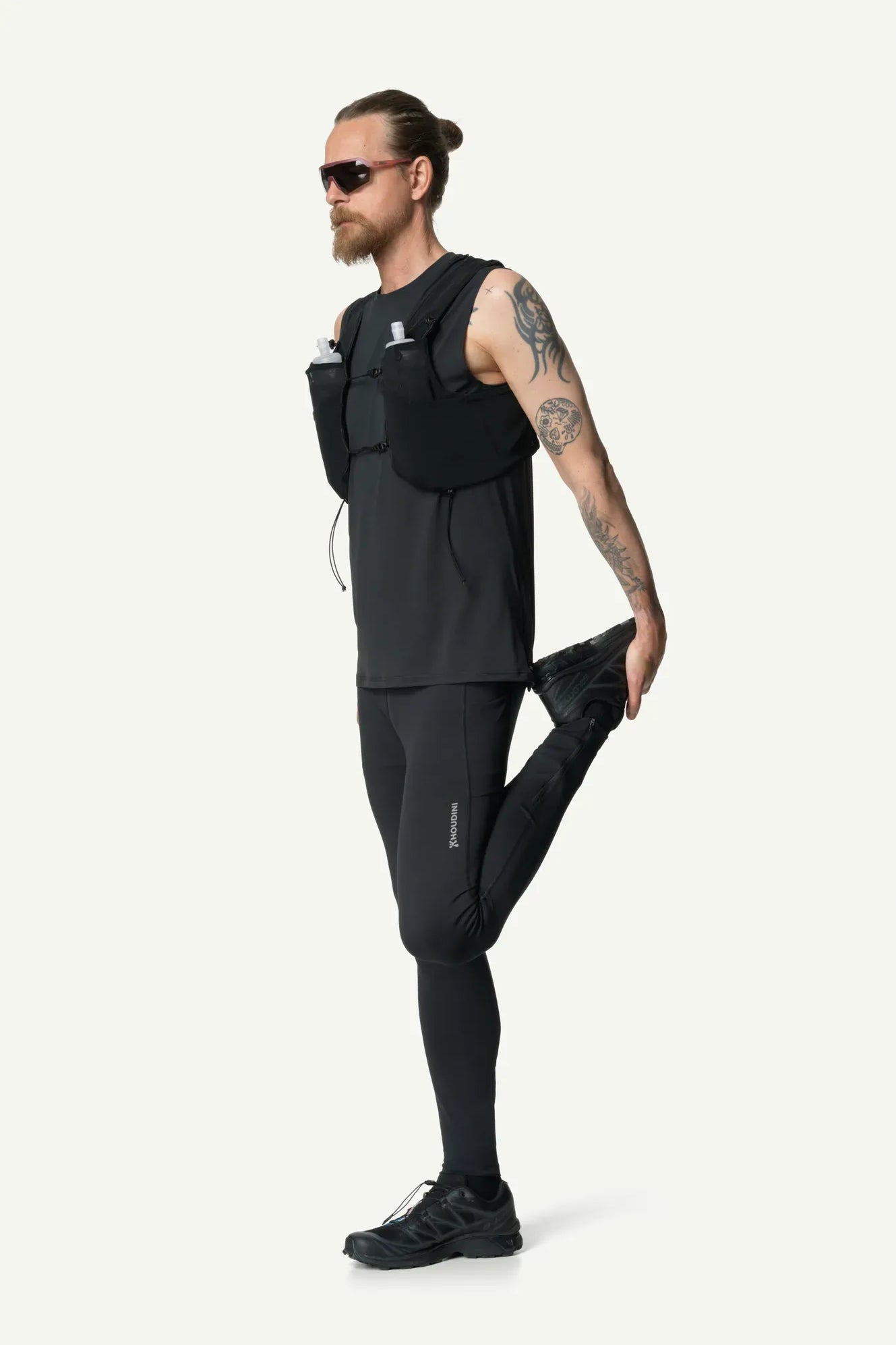 840052_900_103_Men_Pace_Trail_Tights_true_black_C121_c_low