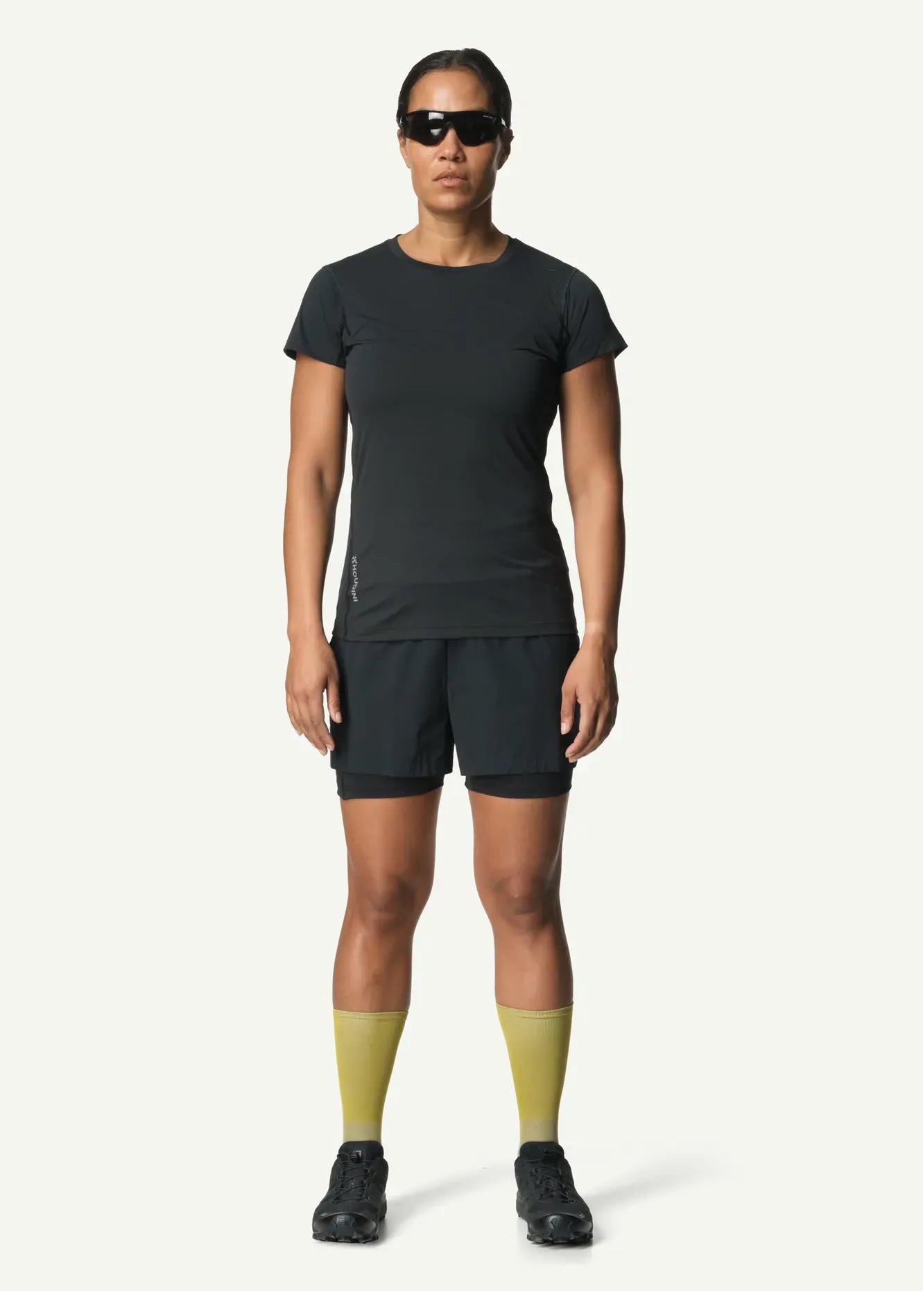 840059_900_107_Women_Pace_Trail_Shorts_true_black_C456_c_low