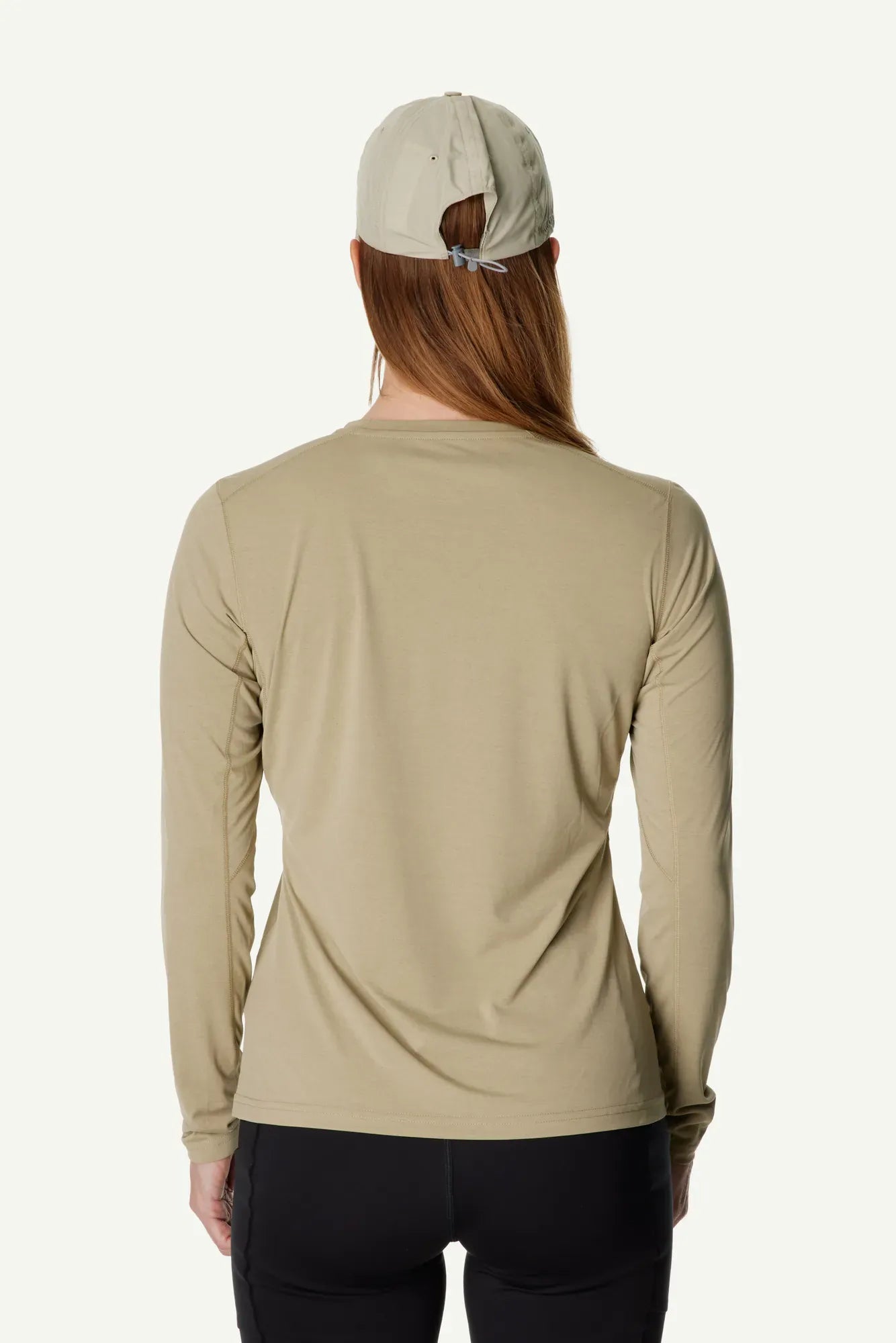 840064_H31_202_Women_Pace_Air_LS_Tee_powder_green_A100_c_low