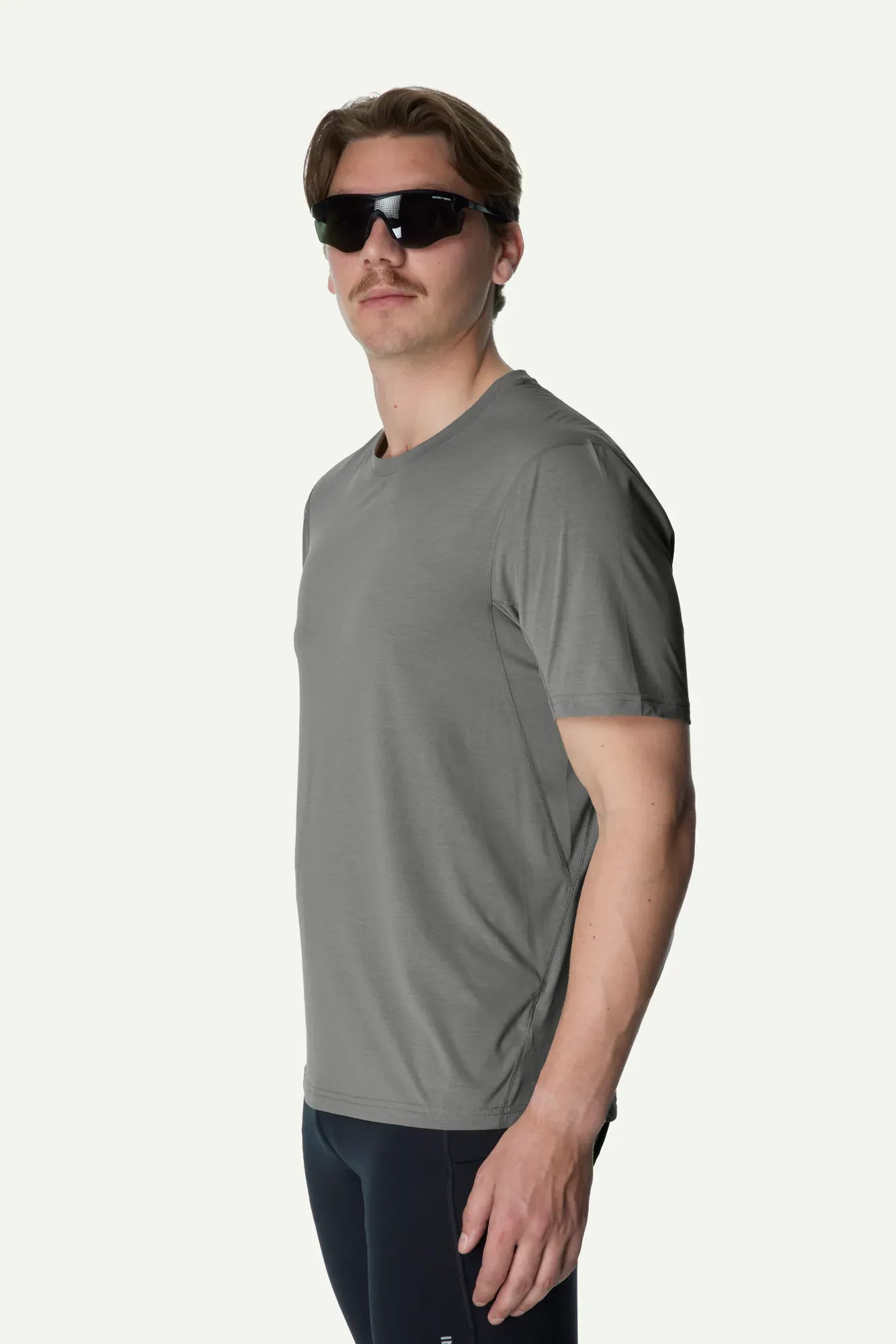 840069_696_201_Men_Pace_Air_Tee_geyser_grey_c_low