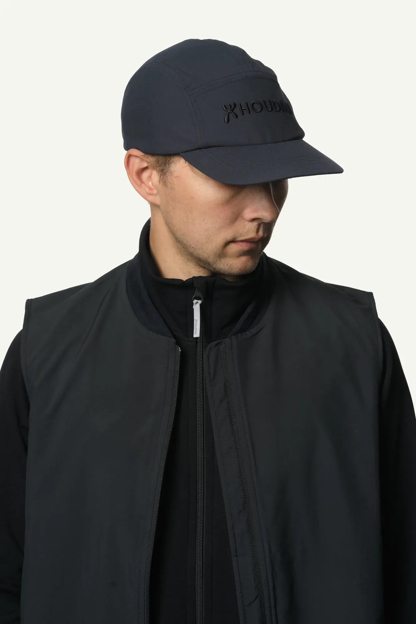 850019_G59_200_FtN_Cap_true_black_c_low