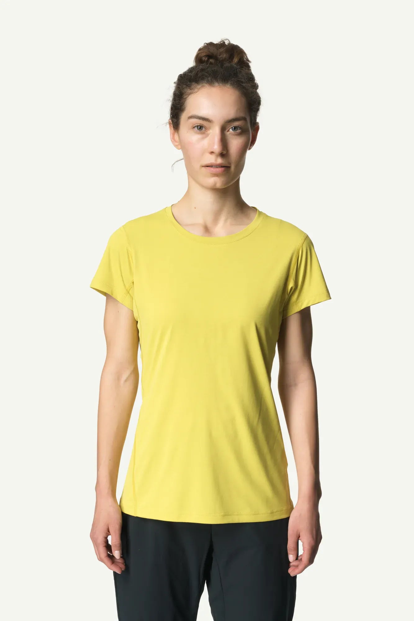 860020_F23_200_Women_Pace_Air_Tee_be_the_light_green_C459_c_low