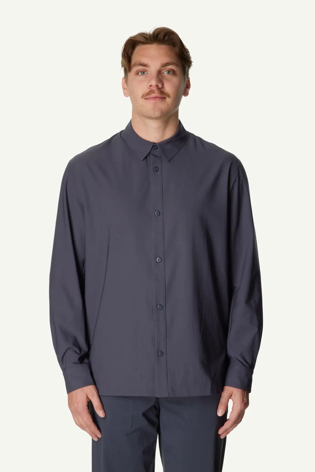 860058_700_200_Men_Symbio_Base_Shirt_big_bang_blue_A372_c_low