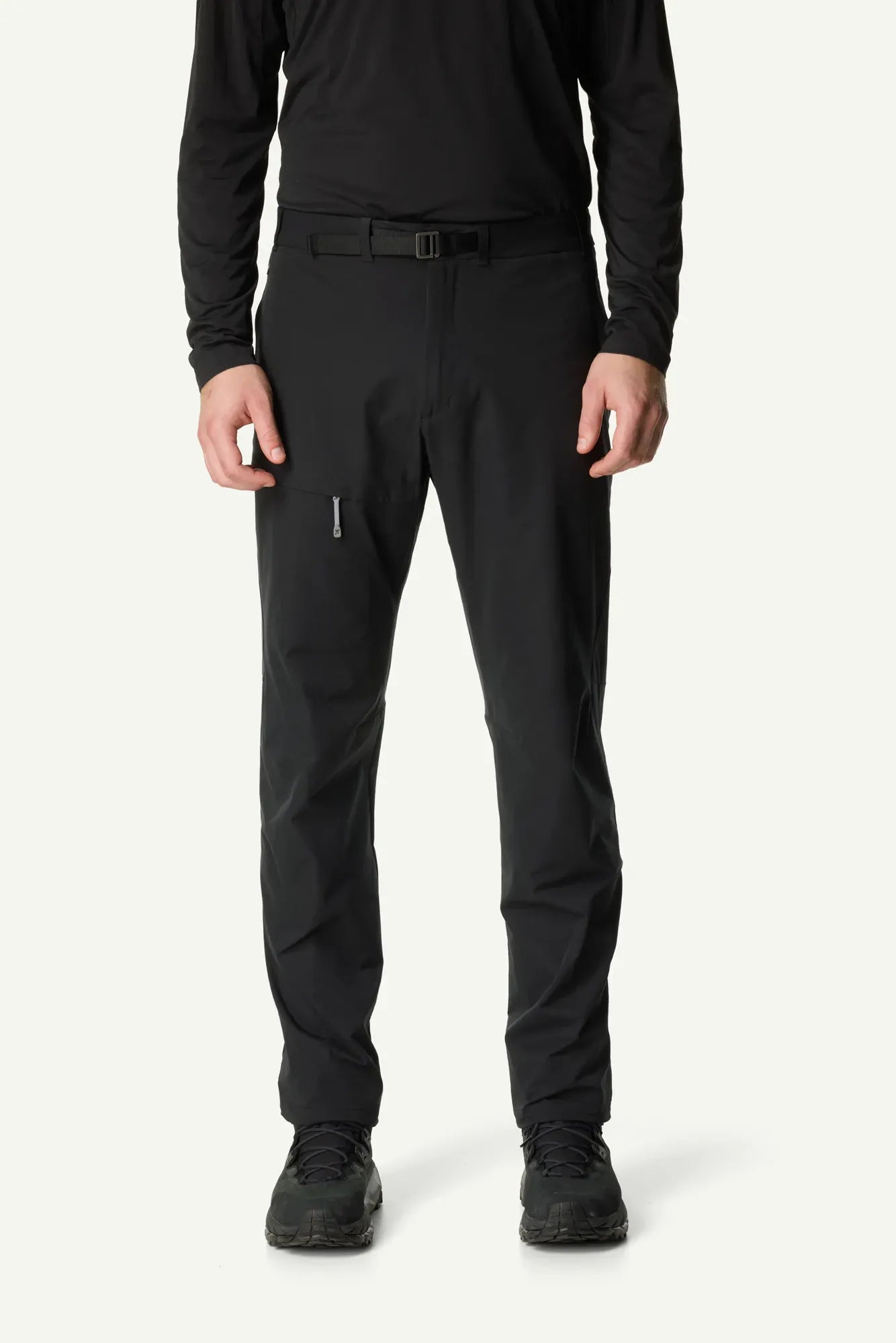 860089_900_200_Men_Core_Tech_Pants_true_black_c_low